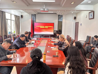 学院召开一流课程培育与卓越英语教师培养专题会议