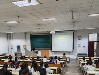 学院开展《数字营销与跨境电商直播》校企共建课程活动